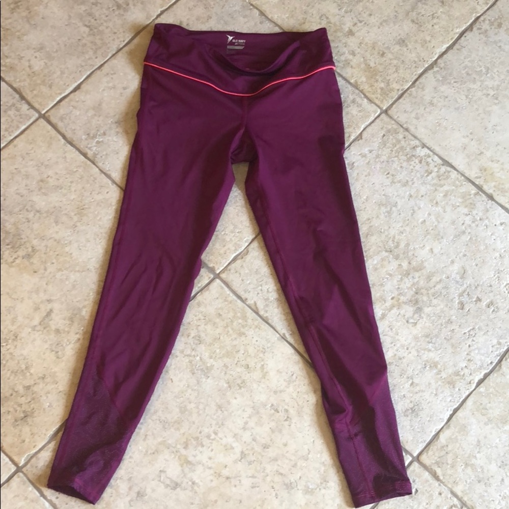 Maroon old navy leggings